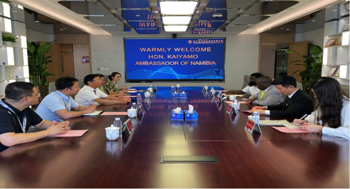 纳米比亚驻华大使到访赛事333资源集团总部